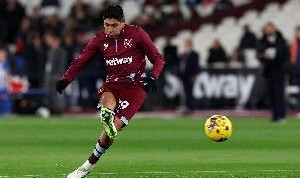 天空：费内巴切接近租借西汉姆中场E-阿尔瓦雷斯，包含选择买断权