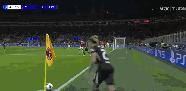 1726608121084037456.gif 1-2范戴克.gif